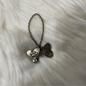 ✨Gold Toned Dogs Heart Paw Print Cardigan Sweater Clips
